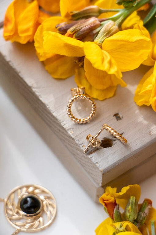 Gold Plated Twisted Round studs 1