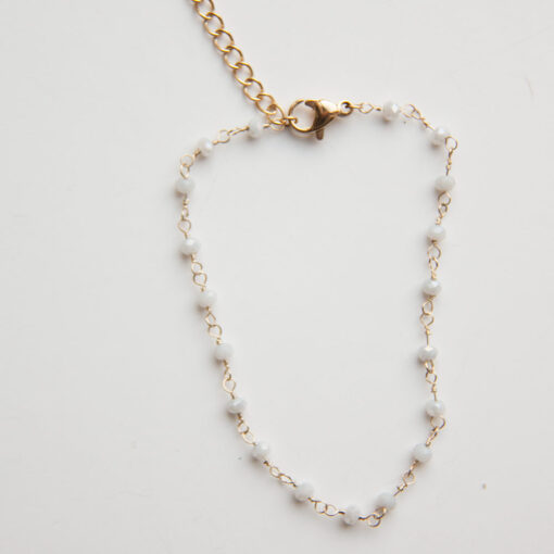 Bracelet perlé blanc et doré 1