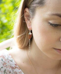 Boucles d'oreilles Nélia pendantes argentées brunes 7