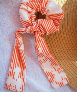 Red and white striped Heliboo scrunchie 8