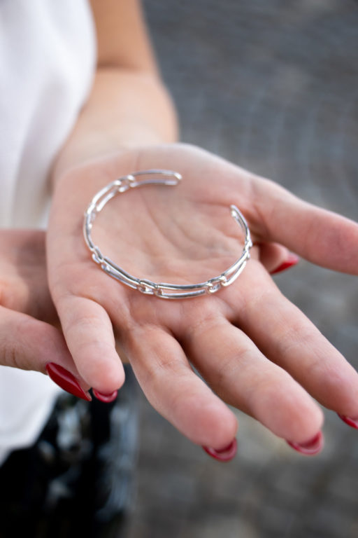 Wide link silver bangle 4