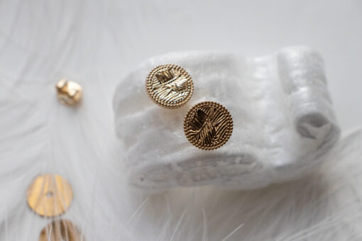Gold plated detailed round studs 3
