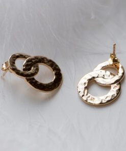 Two hammered circles earrings in gold plated 8