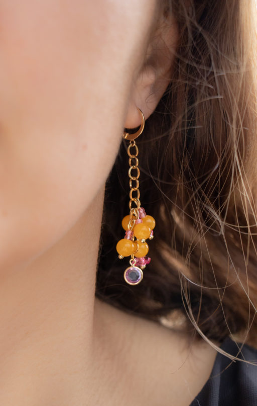 Boucles d'oreilles asymétriques orange et rose 2