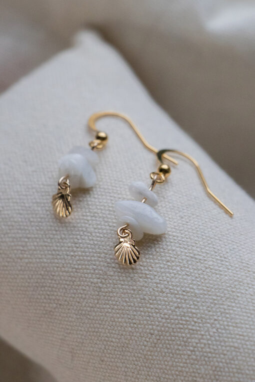 Golden Nalini earrings 1