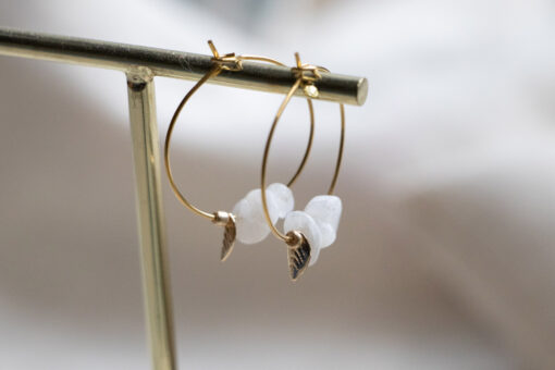Small golden feather hoop earrings 1