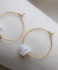 Hoop earrings with small golden shells 5