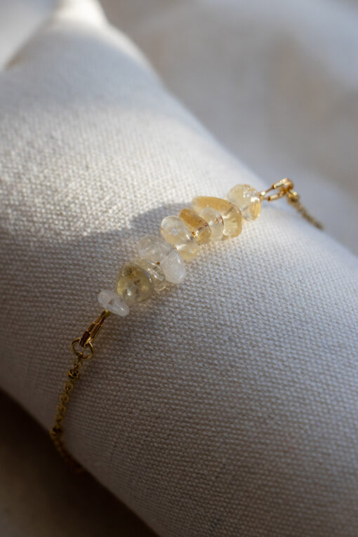 Sand and gold Yuna bracelet 1