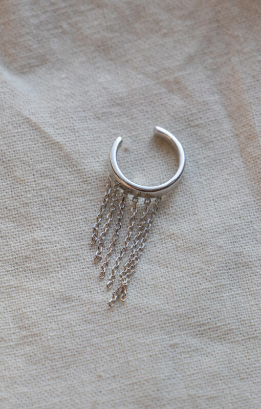 Ear cuff with dangling chains - Silver 1